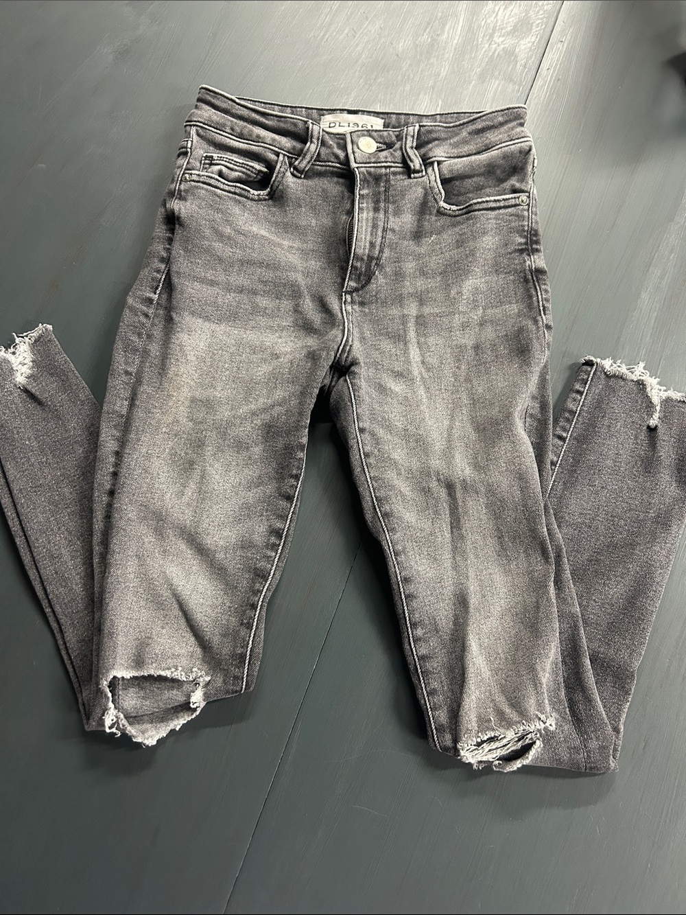DL1961 Gray Distressed Raw-Hem Skinny Jeans Size 24